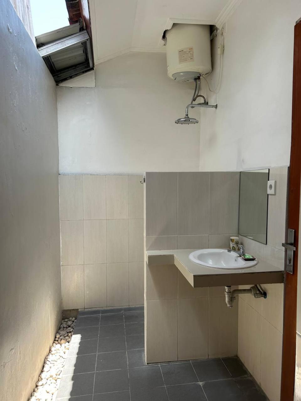 Pererenan Nengah Guest House Canggu Buitenkant foto