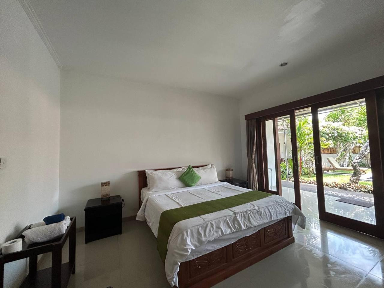 Pererenan Nengah Guest House Canggu Buitenkant foto