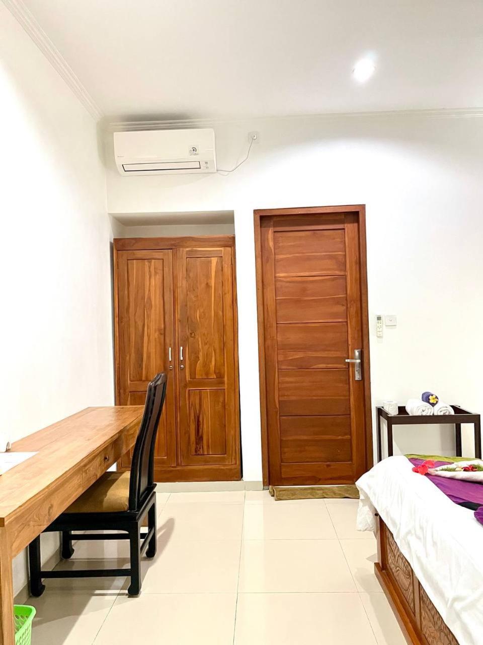 Pererenan Nengah Guest House Canggu Buitenkant foto