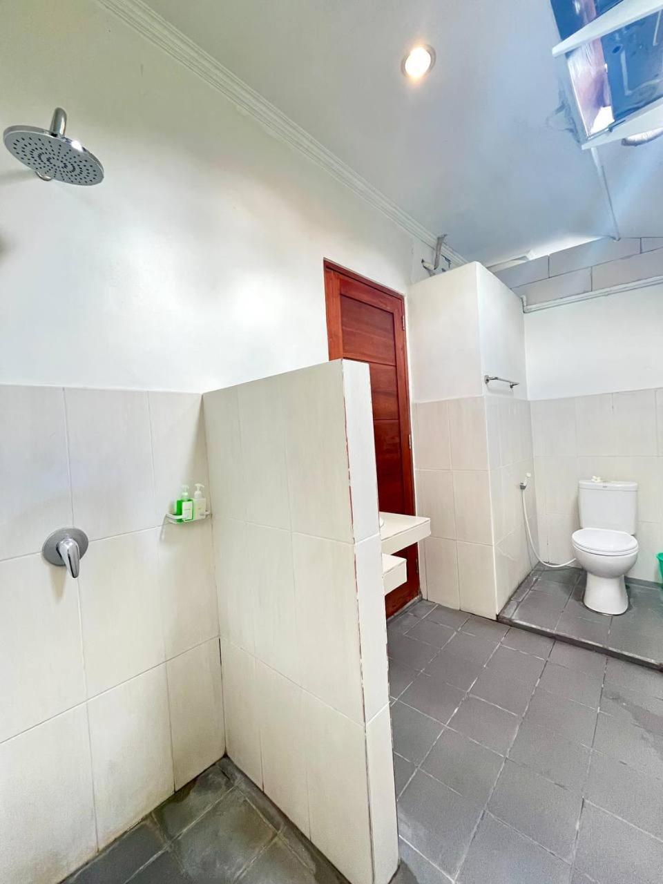 Pererenan Nengah Guest House Canggu Buitenkant foto