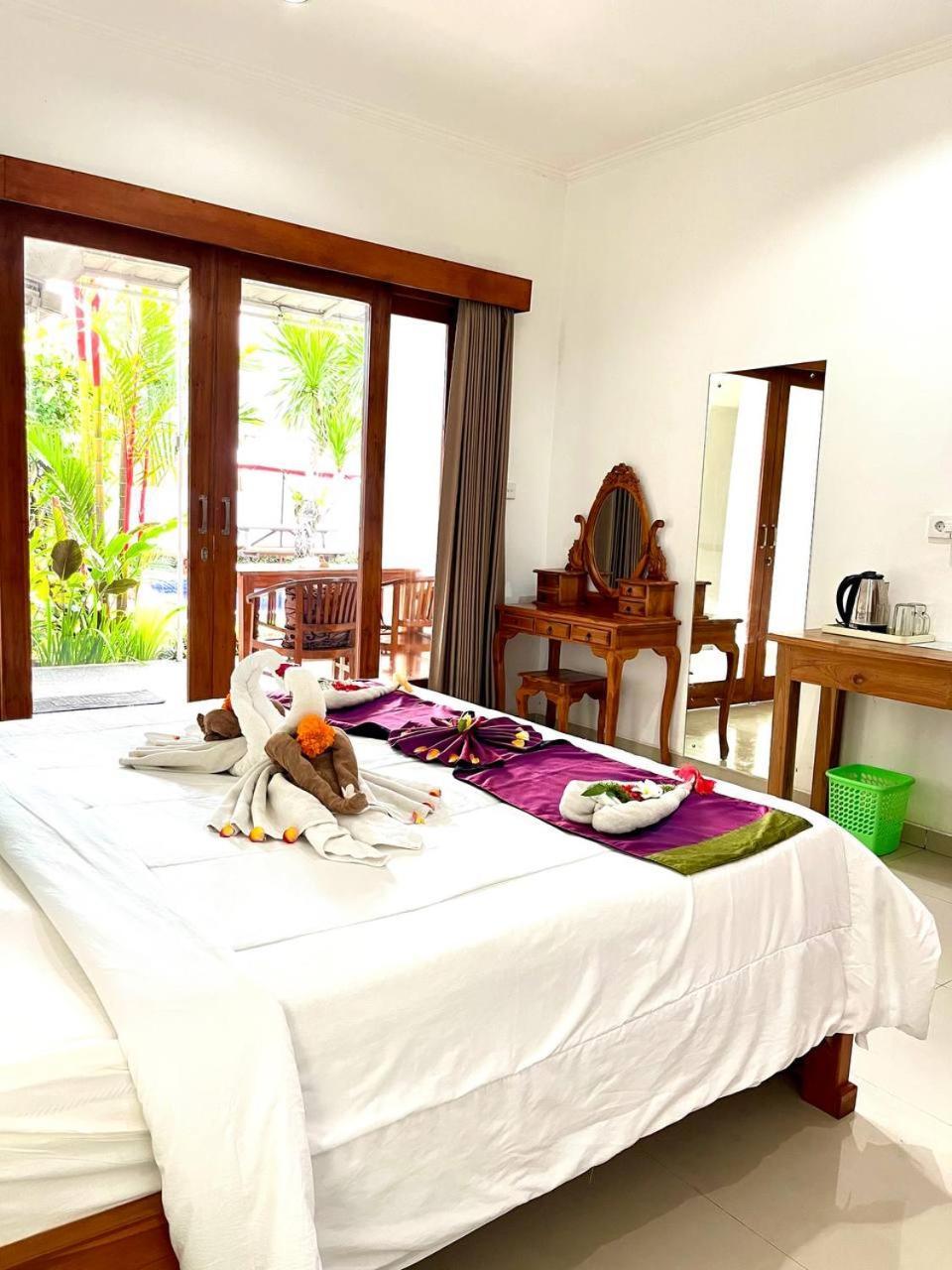 Pererenan Nengah Guest House Canggu Buitenkant foto